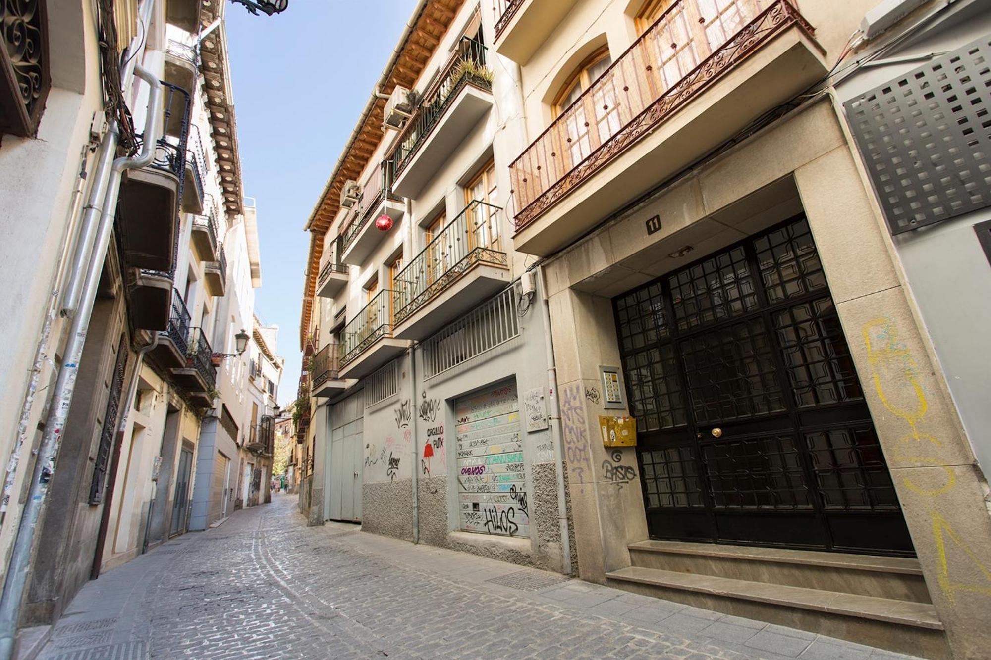 Dali'S Sanctuary In Granada - Private Parking Free Apartment Ngoại thất bức ảnh